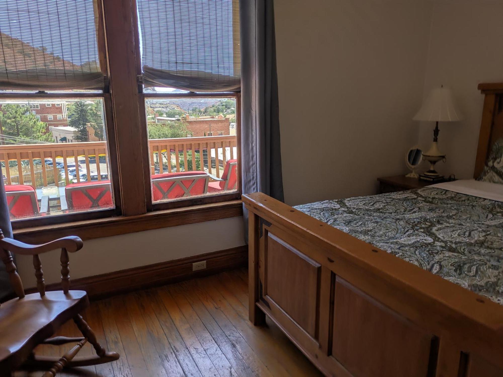Triple Room with Shared Bathroom